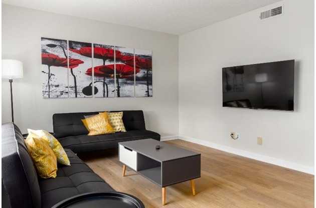 property at 1002 Willow Dr