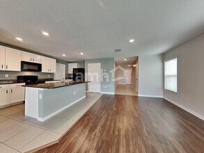 10416 Flathead Dr in Parrish, FL - Building Photo - Building Photo