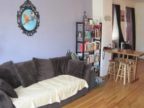 3736 N Ashland Ave, Unit 2F in Chicago, IL - Building Photo - Building Photo