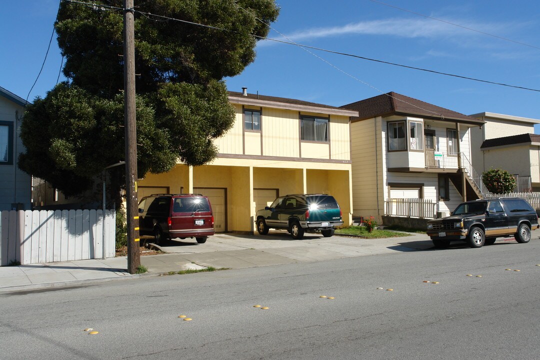 454 Railroad Ave in South San Francisco, CA - Building Photo