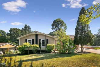 5700 Old Ridge Rd in Raleigh, NC - Building Photo - Building Photo