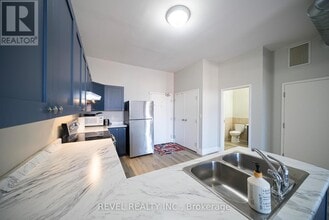 150 Colborne St in Brantford, ON - Building Photo - Building Photo