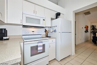 2201 SE 5th Ave in Cape Coral, FL - Building Photo - Building Photo