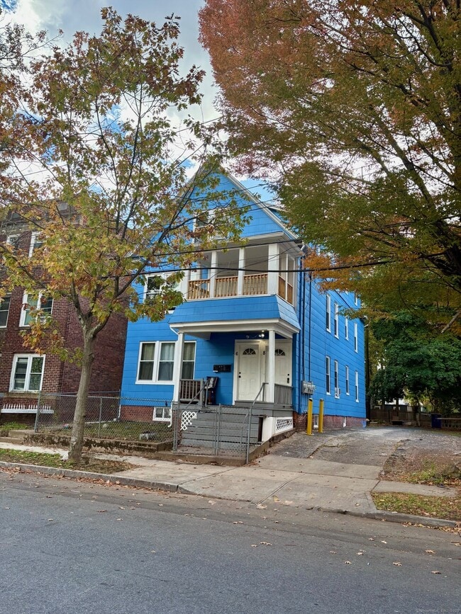 property at 8 Read St