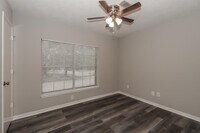 18023 Holly Forest Dr photo'