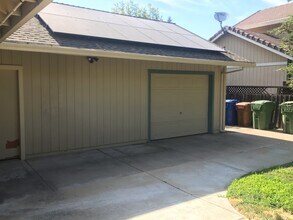 288 Wildberry Dr in Brentwood, CA - Building Photo - Building Photo