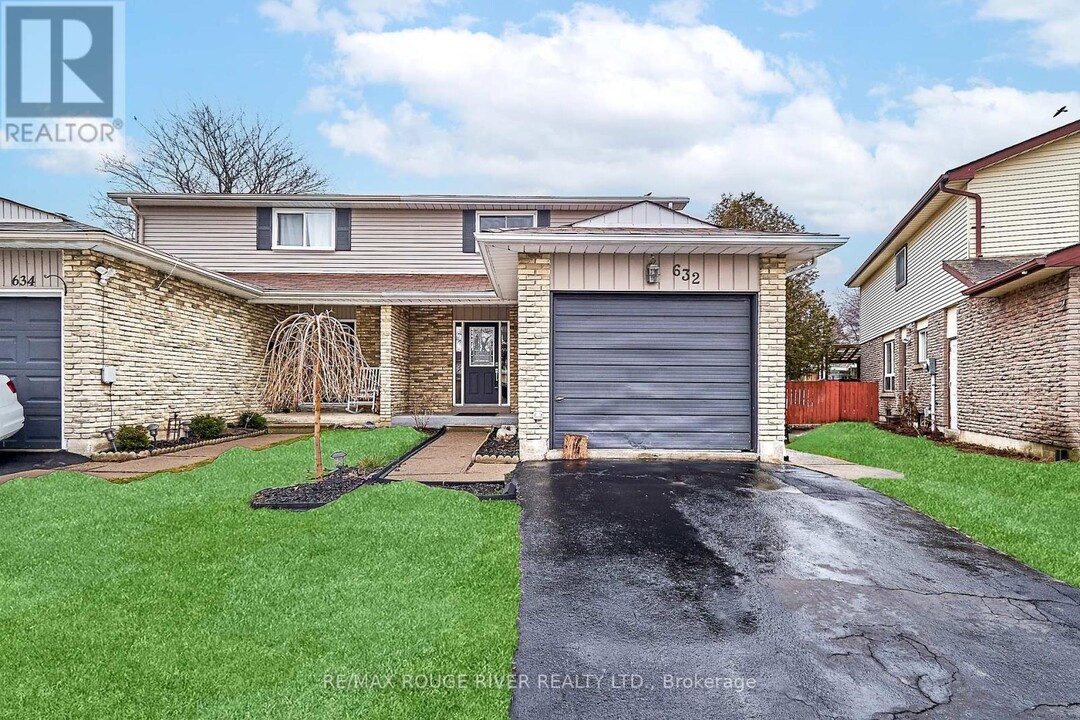 632 Balsam Crescent in Oshawa, ON - Building Photo