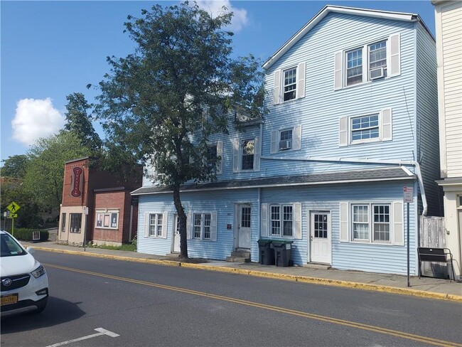 property at 3033-3035-3035 Main St