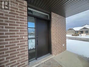 58 Canary St in Tillsonburg, ON - Building Photo - Building Photo