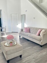 1325 Beacon Village Dr in Raleigh, NC - Building Photo - Building Photo