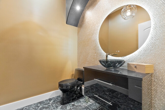 3 Woods Wy, Unit A in Guilford, CT - Foto de edificio - Building Photo