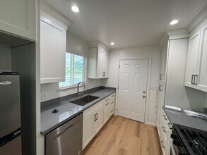 5560 McFarlane Rd in Sebastopol, CA - Building Photo - Building Photo