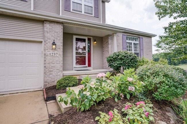1237 Jasmine Dr in Madison, WI - Building Photo - Building Photo