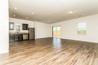 436 Canoe Way in Crowley, TX - Building Photo - Building Photo