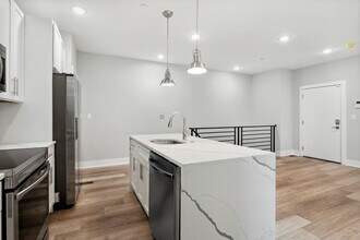 2125 E Norris St, Unit 1 in Philadelphia, PA - Building Photo - Building Photo