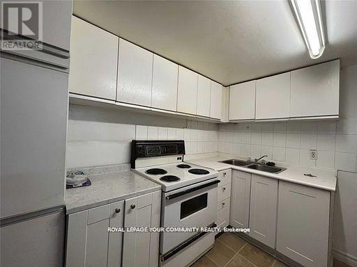 15 Bison Dr in Toronto, ON - Building Photo - Building Photo