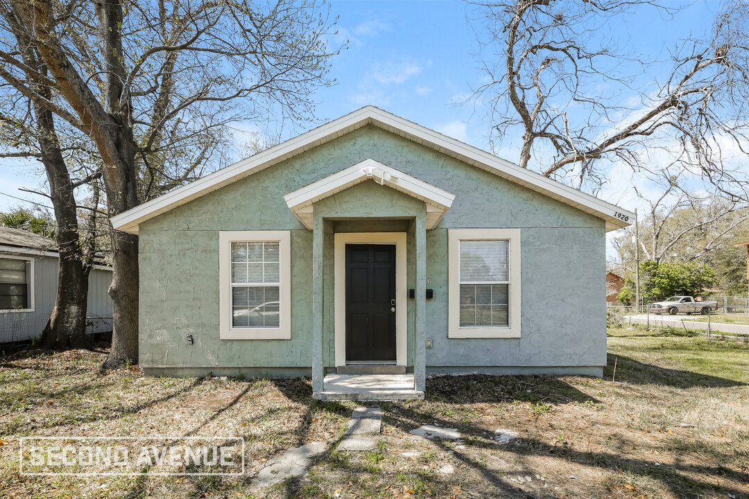 1920 Mc Millan St in Jacksonville, FL - Building Photo