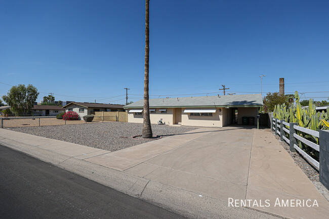 108 E Loma Linda Blvd in Goodyear, AZ - Building Photo - Building Photo