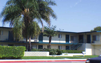 Rio Palms Apartments in Riverside, CA - Building Photo - Building Photo