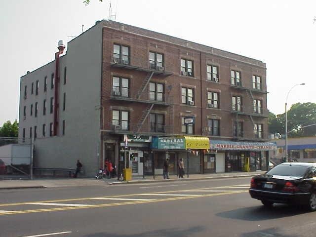 9517 Northern Blvd