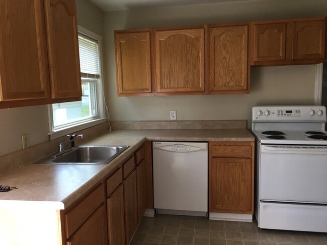 716 Warren St in Greensboro, NC - Building Photo - Building Photo