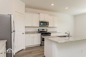 2942 Jackson Smt in Converse, TX - Building Photo - Building Photo