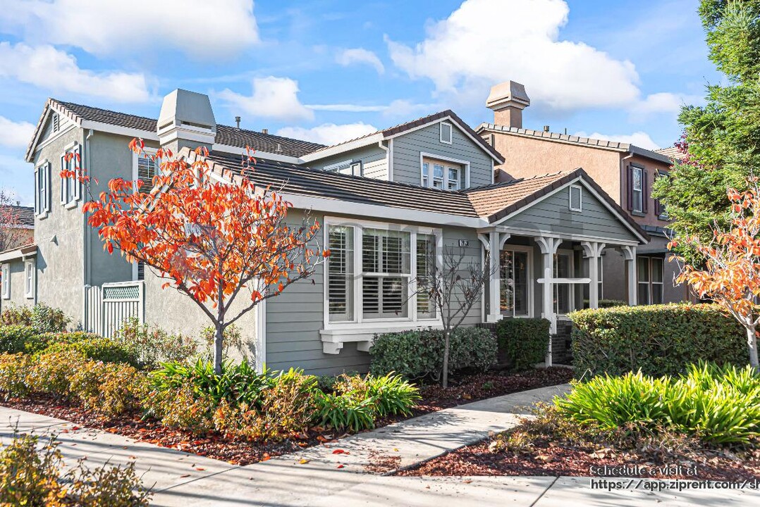 28530 Gulfport Cir in Hayward, CA - Building Photo