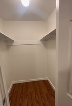 228 Avenue F in Denton, TX - Foto de edificio - Building Photo