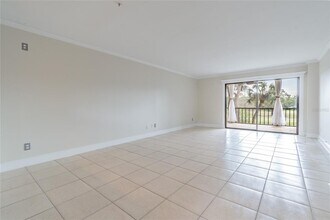 13618 Greenfield Dr in Tampa, FL - Building Photo - Building Photo