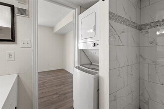 2301 Balsam Dr in Arlington, TX - Building Photo - Building Photo