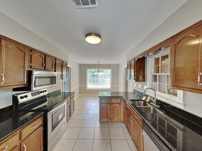 711 Cedar Brake Dr in Memphis, TN - Building Photo - Building Photo
