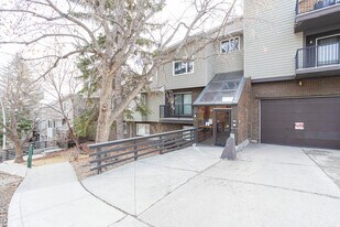 333C 2 Av NE in Calgary, AB - Building Photo