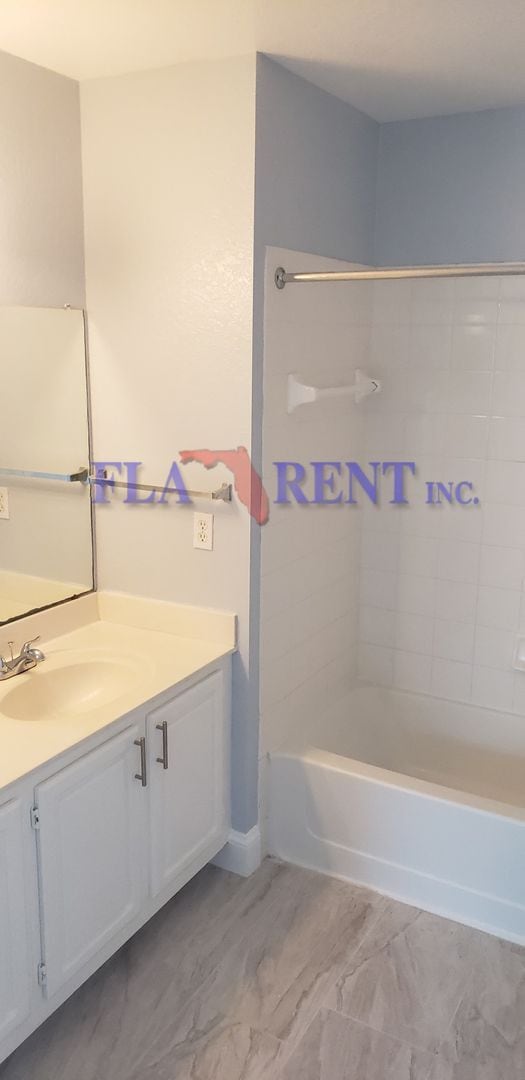 4002 San Gallo Dr in Kissimmee, FL - Building Photo - Building Photo