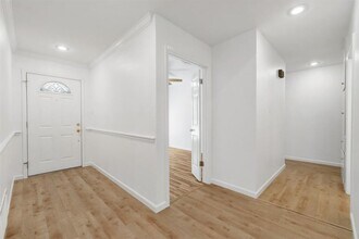 11904 Highland Oaks Trail in Austin, TX - Building Photo - Building Photo