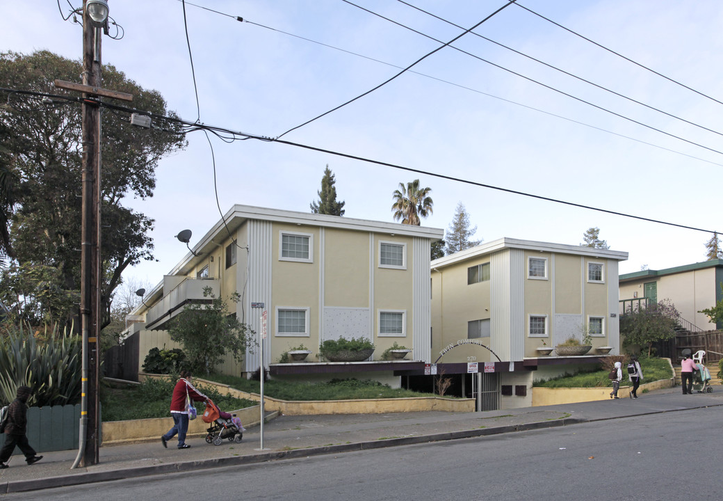 Twin Comfort Apartments in East Palo Alto, CA - Foto de edificio