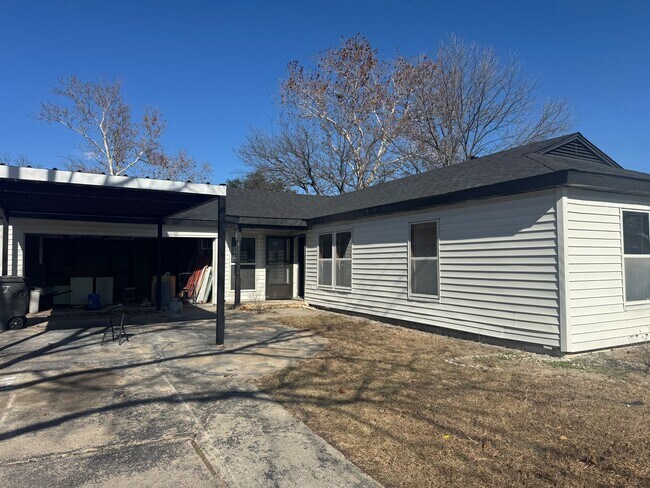 1715 Walton Walker Dr in Killeen, TX - Building Photo - Building Photo