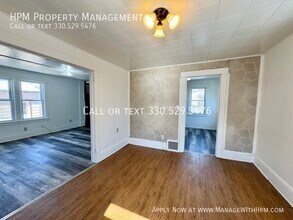 2709 Abbott Pl NW in Canton, OH - Building Photo - Building Photo