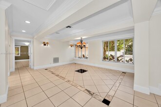 6710 SW 99th Terrace in Miami, FL - Building Photo - Building Photo