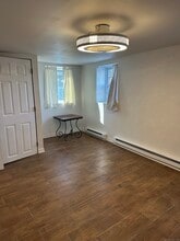 11 Mead Ln in New Milford, CT - Building Photo - Building Photo