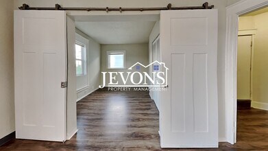 723 S Sprague Ave in Tacoma, WA - Building Photo - Building Photo