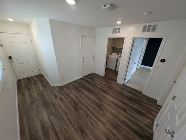 769 N Water St in Henderson, NV - Building Photo - Building Photo