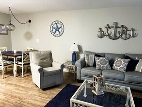 1095 Plantation Dr in Little River, SC - Building Photo - Building Photo