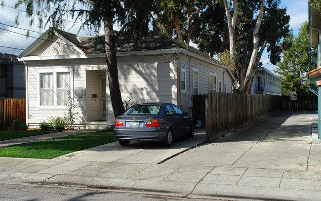 Curtner Apartments