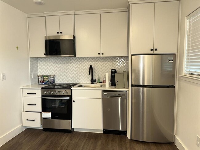 9133 Northgate Blvd in Austin, TX - Building Photo - Building Photo