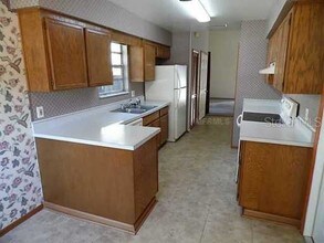 335 Alston Dr in Orlando, FL - Building Photo - Building Photo