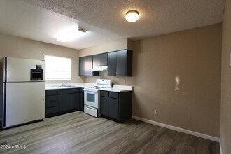 6446 E Alder Ave, Unit 203 in Mesa, AZ - Building Photo - Building Photo