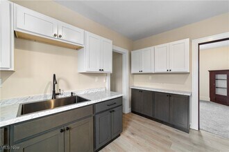 4360 W 45th St in Cleveland, OH - Building Photo - Building Photo