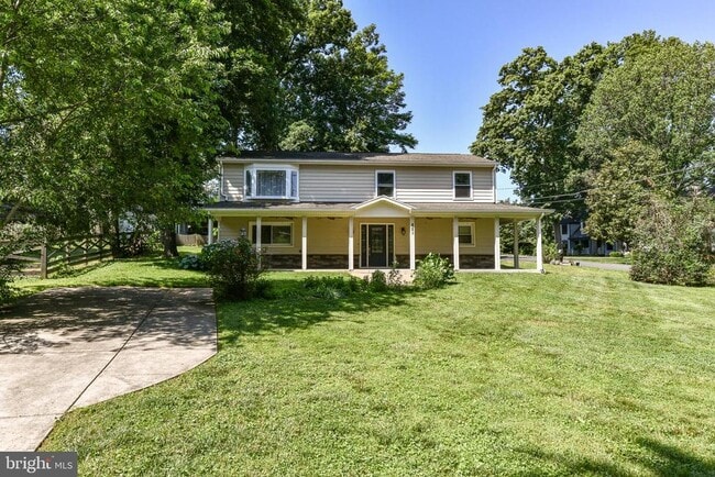 821 Ninovan Rd SE