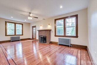 338 Buckelew Ave in Monroe Township, NJ - Building Photo - Building Photo