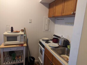 537 Highland Ave, Unit 12 in Malden, MA - Building Photo - Building Photo